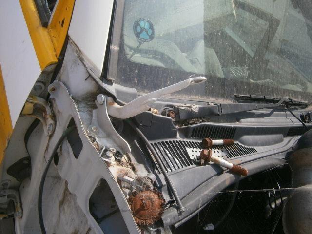 Решетка под лобовое стекло Тойота Хайлюкс Сурф в Тулуне 29486