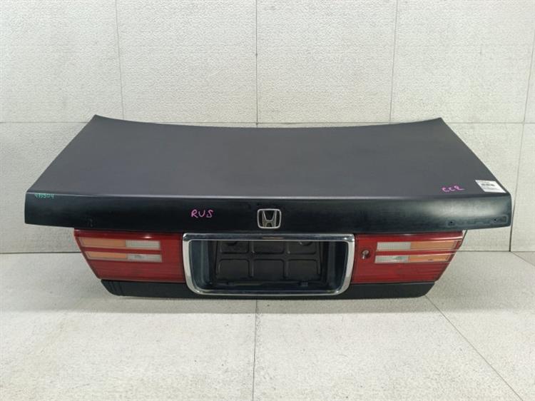 Крышка багажника Хонда Инспаер в Тулуне 473904