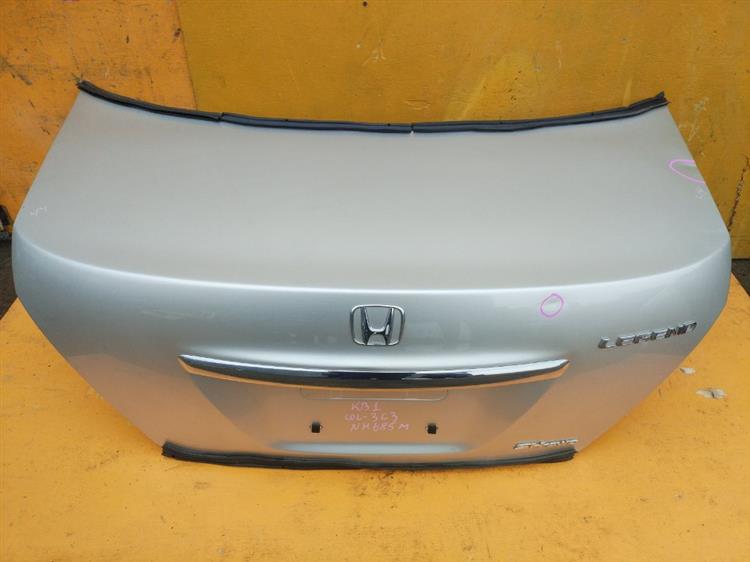 Крышка багажника Хонда Легенд в Тулуне 555211