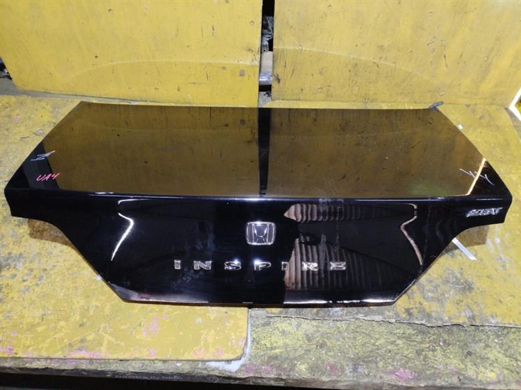 Крышка багажника Хонда Инспаер в Тулуне 710301